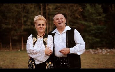 Mihaela Petrovici & Dumitru Teleaga – Ce Cauti Mandruto La Rau | Videoclip Oficial