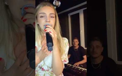 “Oameni buni, să nu uitați de cine v-a crescut” – un Cover interpretat Live, cu suflet❤️🎶 #shorts
